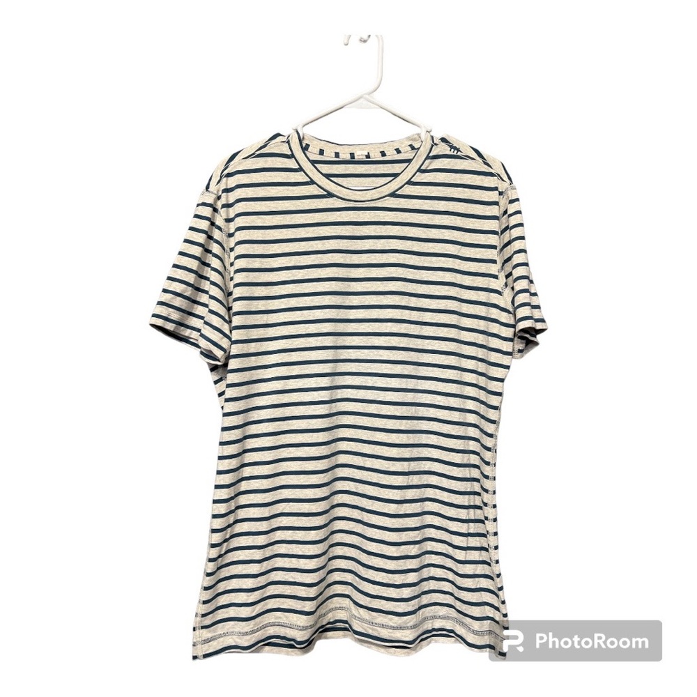 Lululemon Men’s Heathered Green Stripe T-Shirt